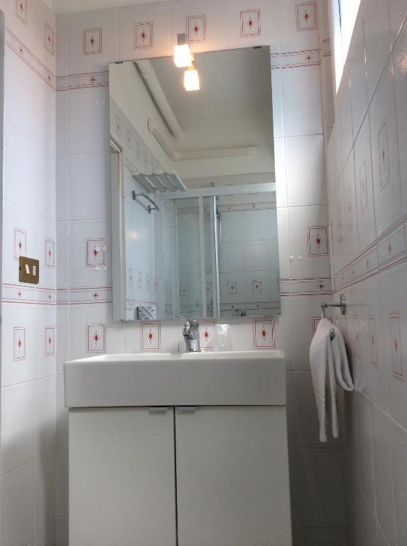 Double Room,707900599:JPEG